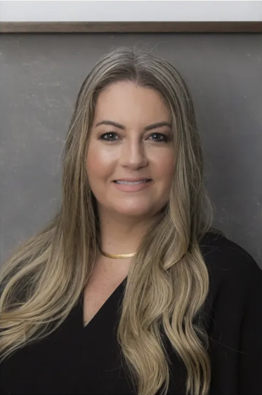 Patricia Zampieri - Scirocco Artefatos de Cimento