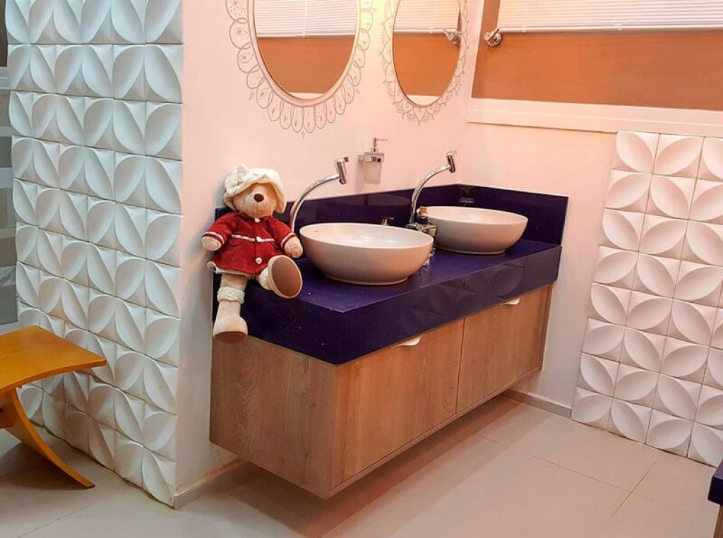 Delucca - Projeto Alice Sturari, Fabio Zanelatto e Verusca Grandini