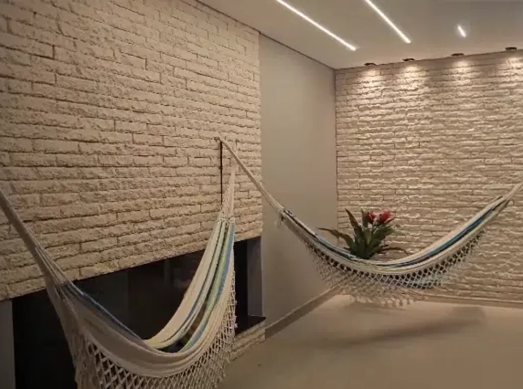 linha-brick-rudimentale-a-essencia-da-pedra-esculpida-com-toque-rustico-e-sofisticado